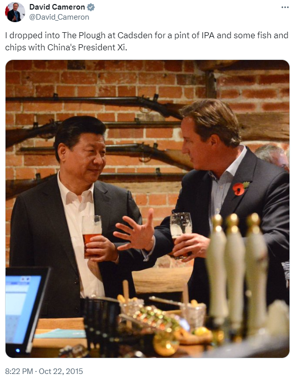 PM David Cameron tweets about visiting a pub with President Xi of China. The tweet contains a photo of them both holding a pint.