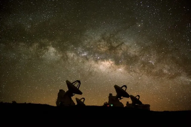 Radio telescopes observe the Milky Way.